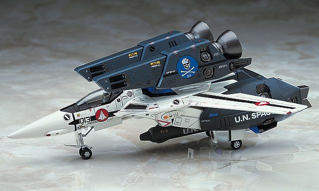Model kit 1/72 VF-1 Super / Strike Valkyrie - Macross
