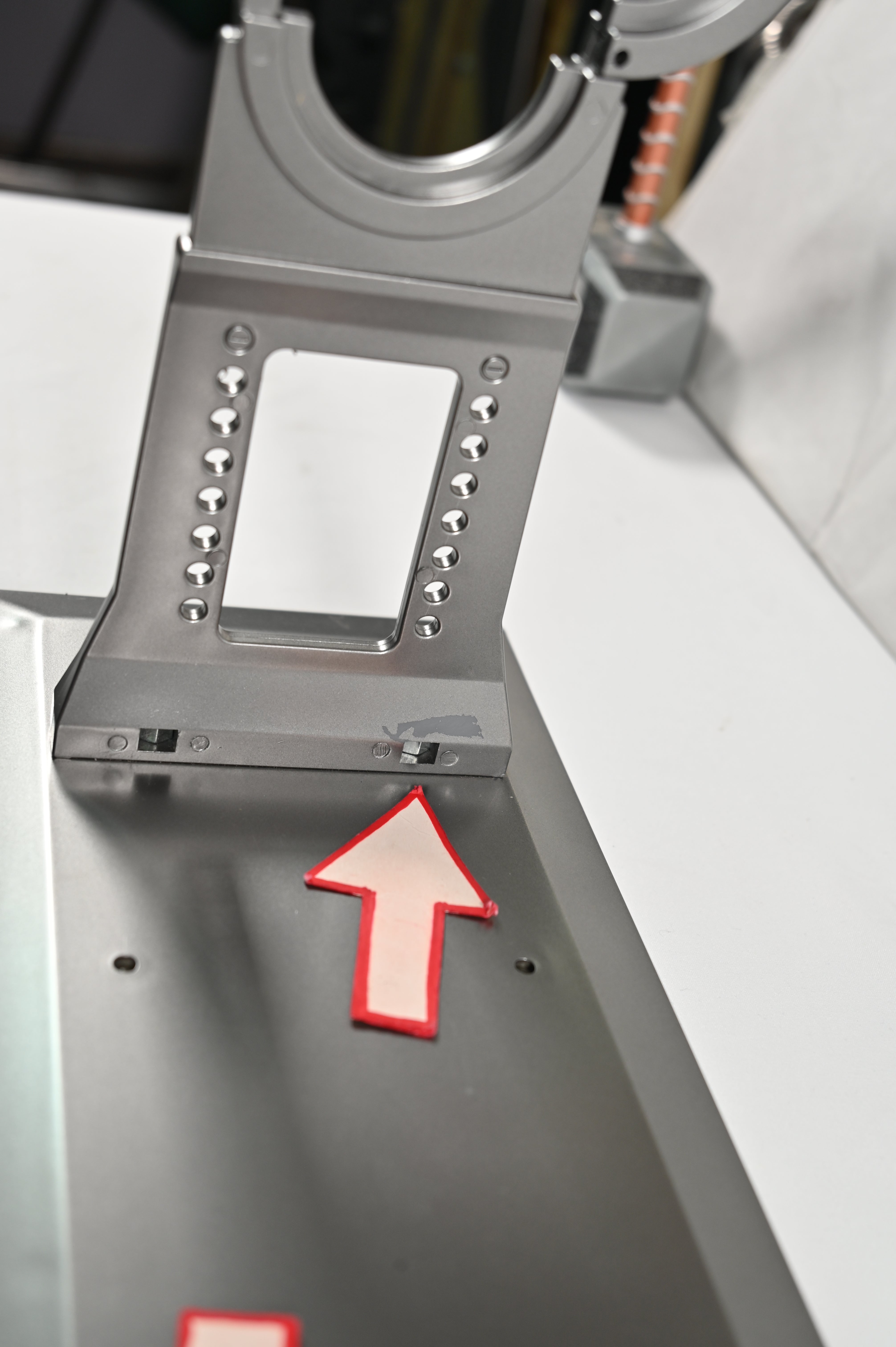 Cetro Chitauri - soporte y cetro rayados