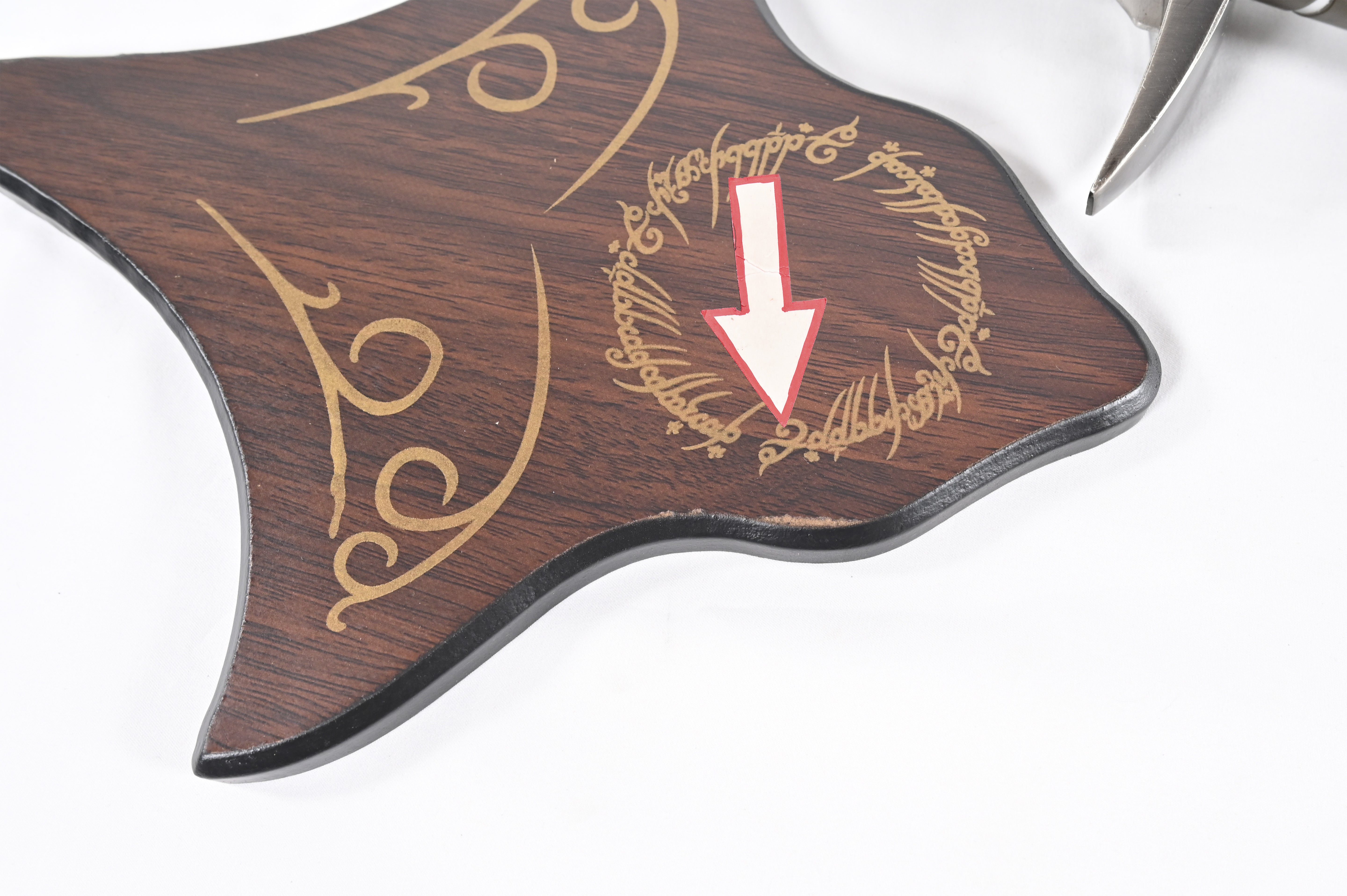 Sting - empuñadura dañada, soporte dañado