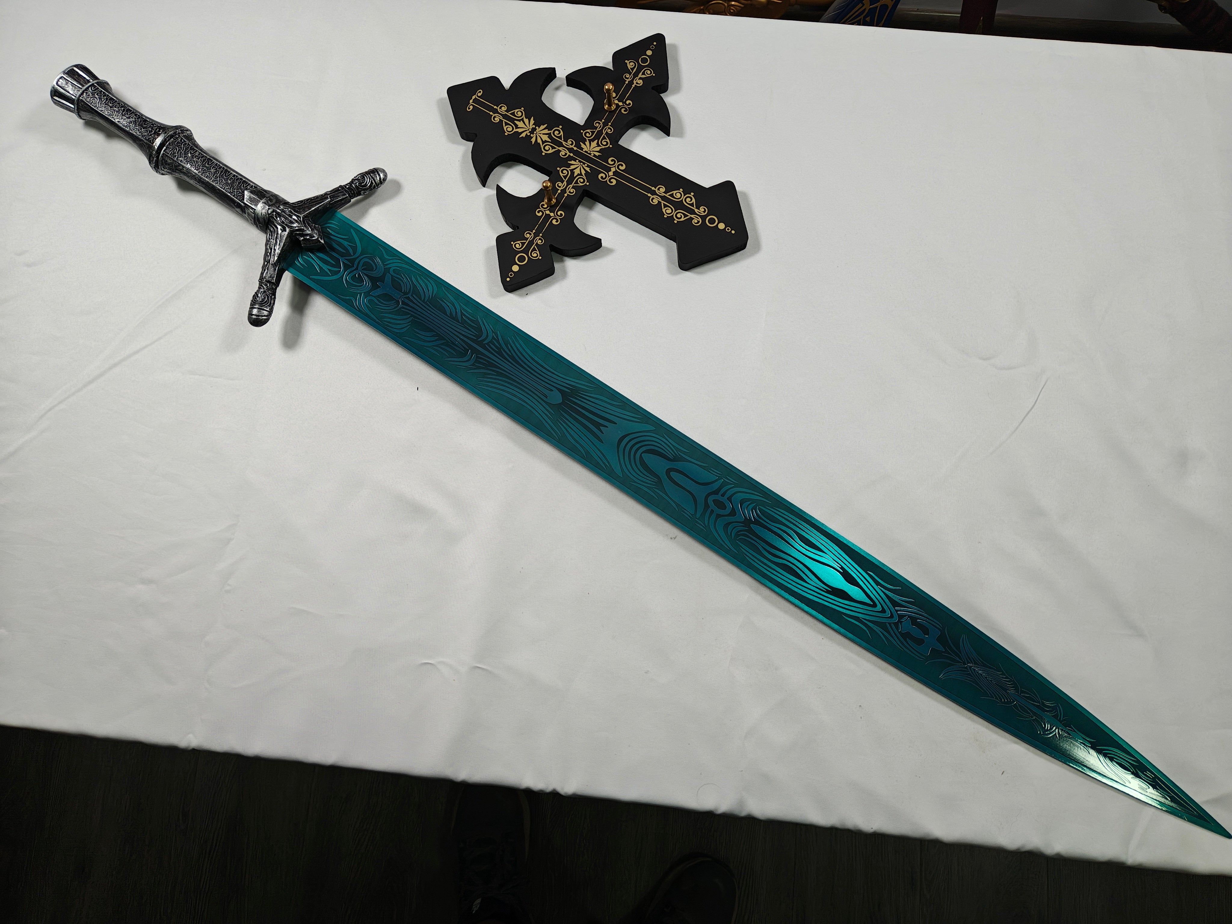 Holy Moonlight - hoja picada