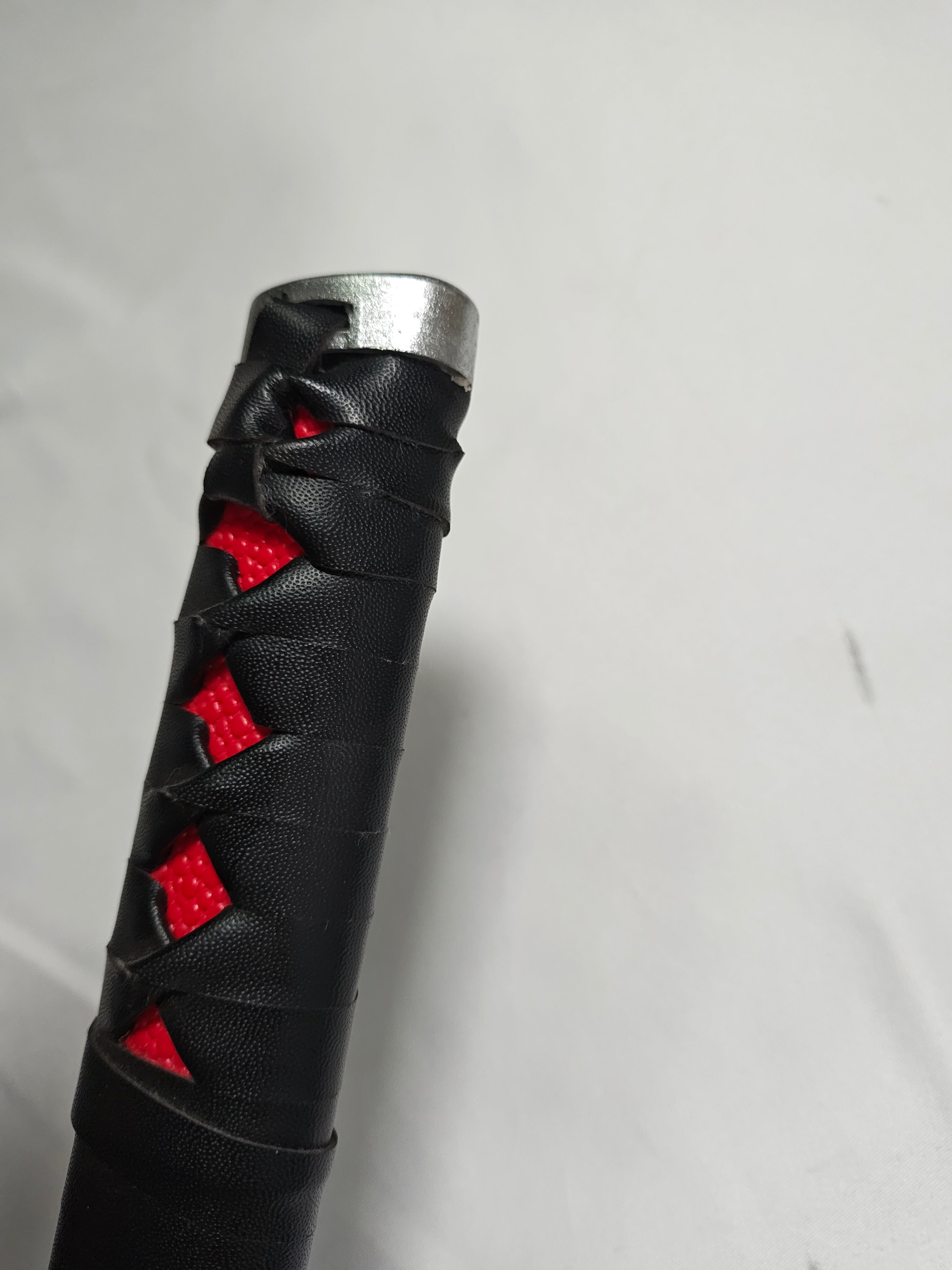 Sun Hanafuda - funda golpeada, habaki rayado, pomo chueco