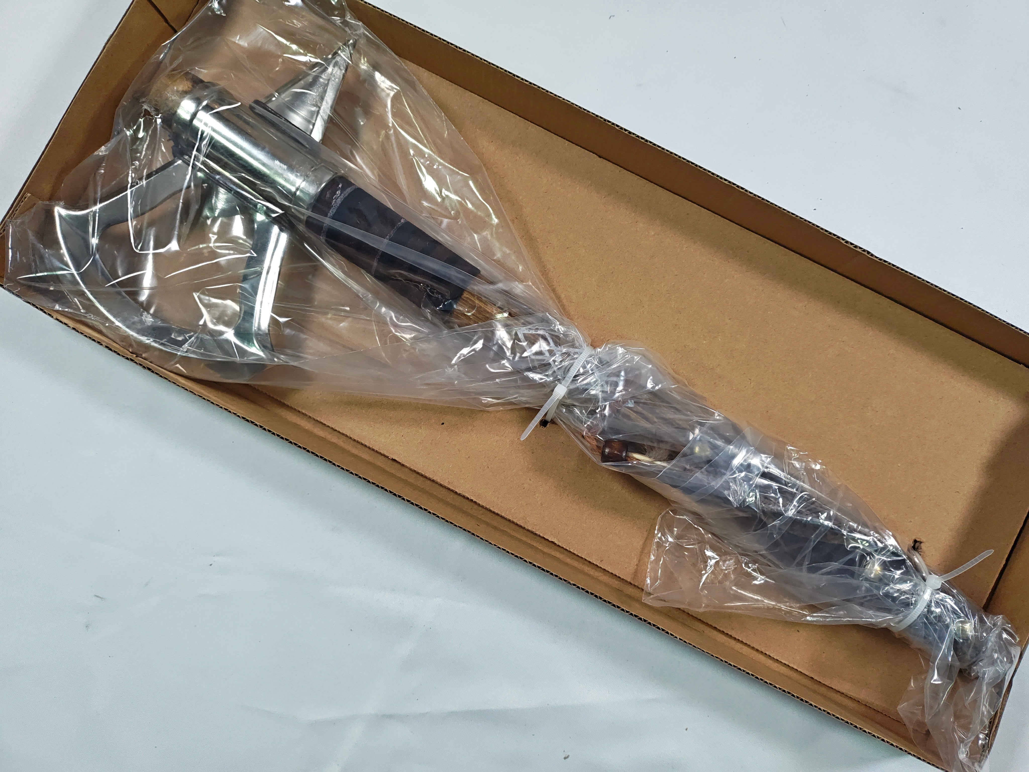Assassin Tomahawk - hoja dañada
