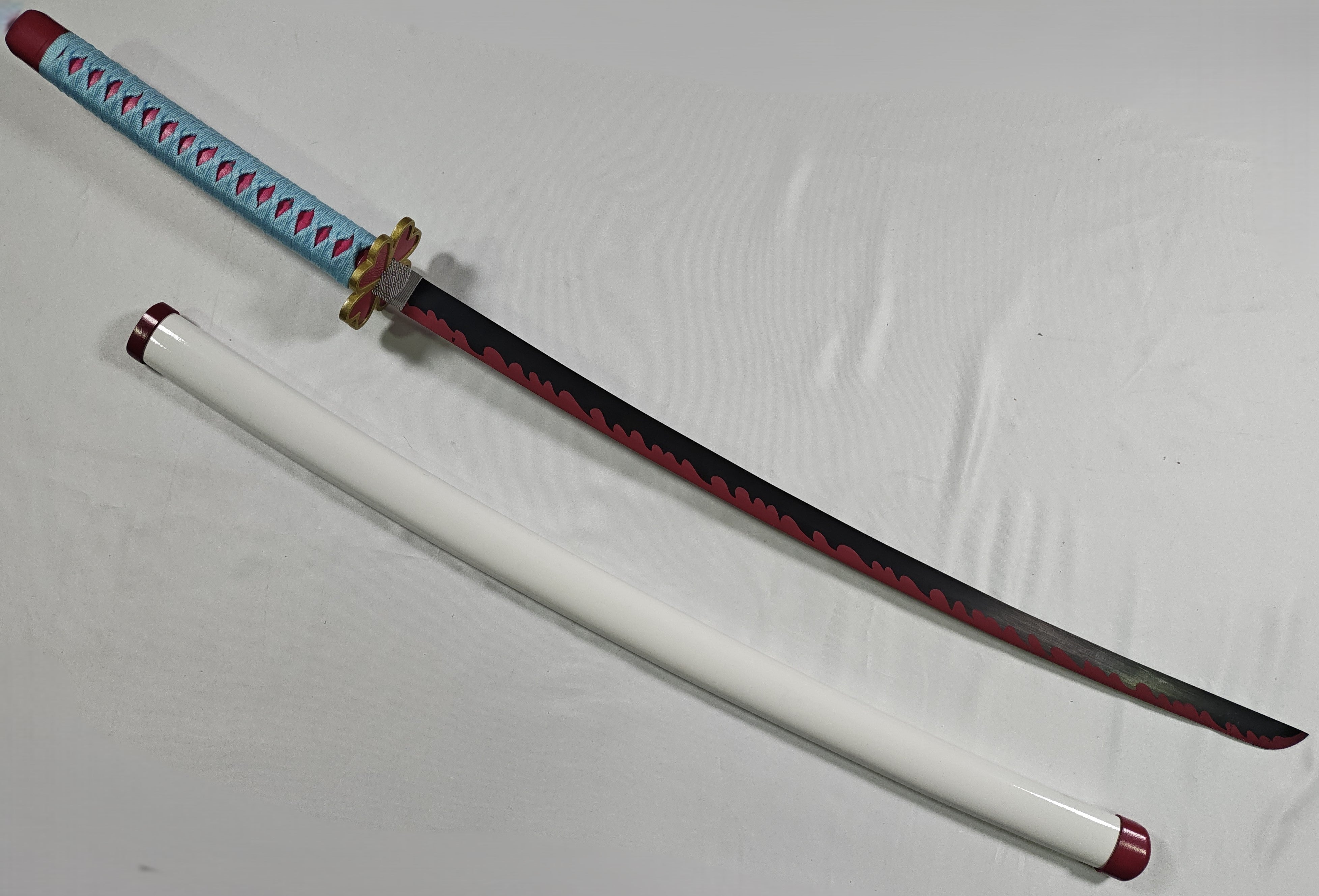 Love Hashira - pintura dañada