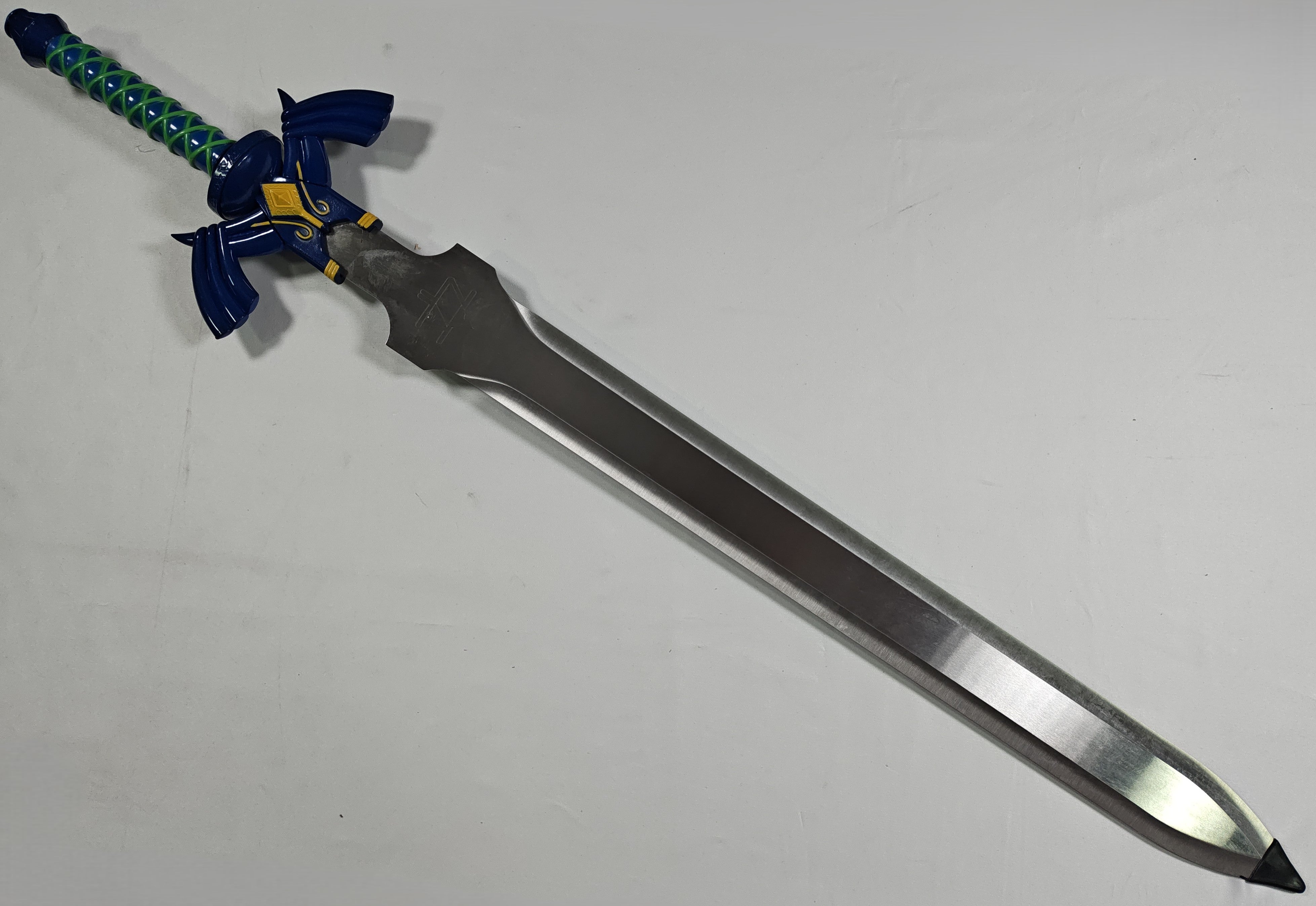 Elite Master Sword - hoja con mancha de óxido