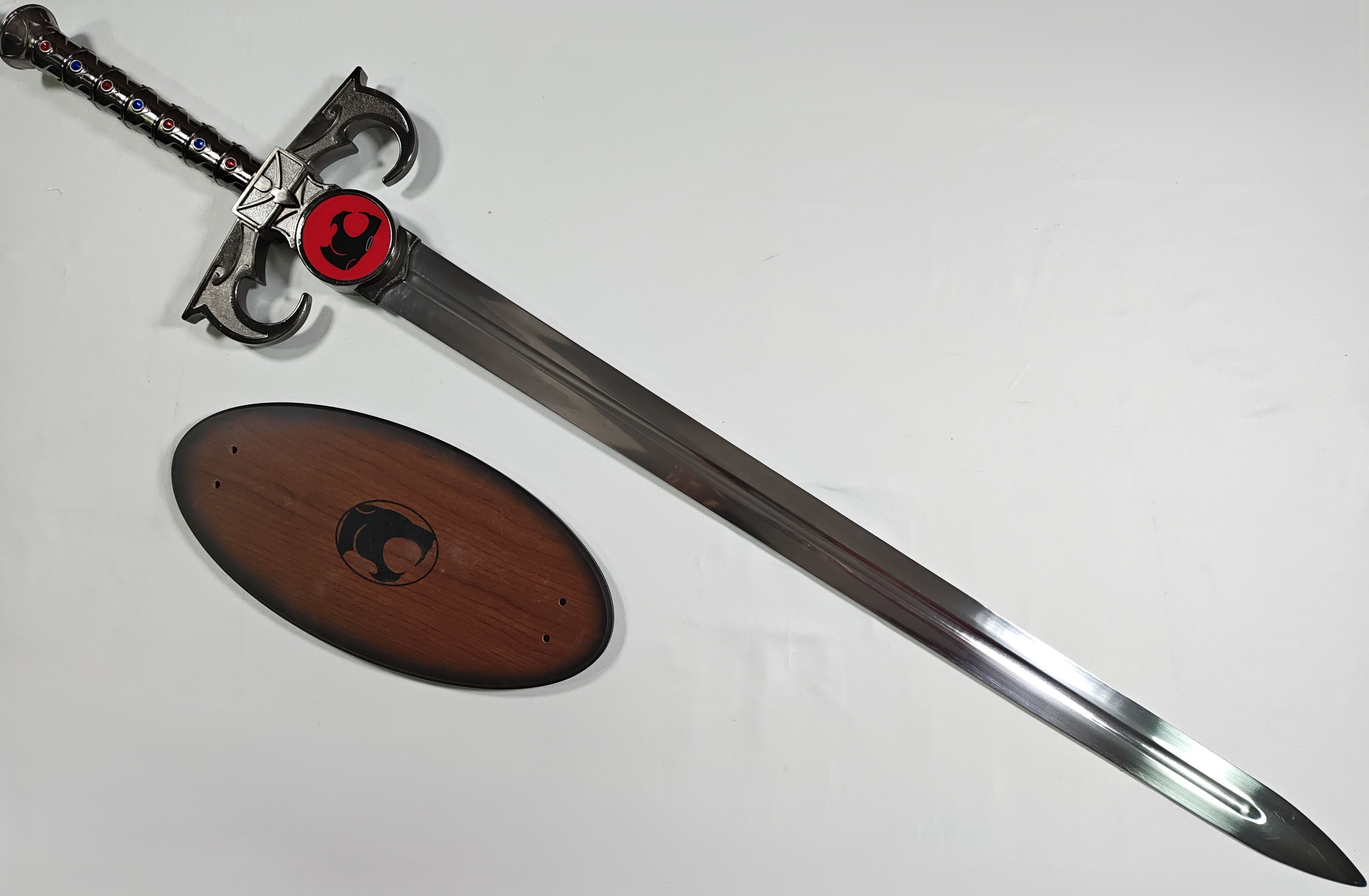 Espada del Augurio - soporte dañado, cromado dañado