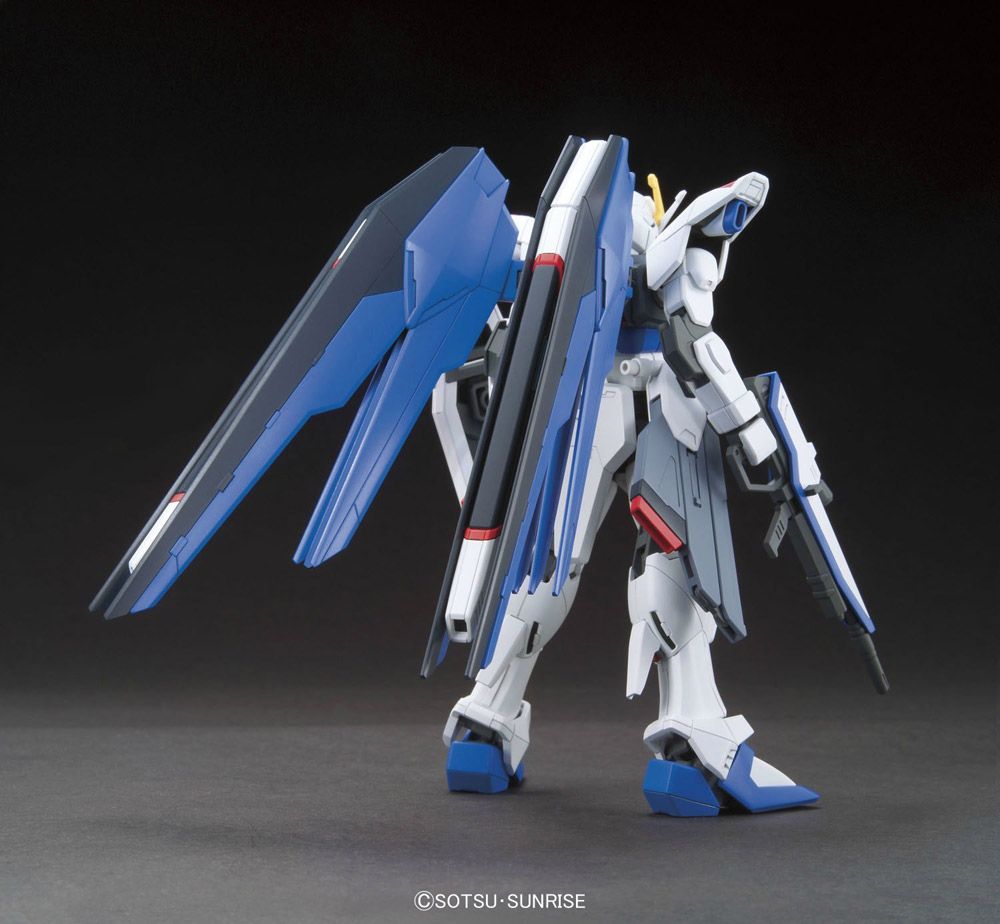 HGCE 1/144 ZGMF-X10A Freedom Gundam