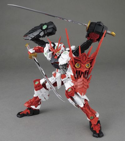 MG 1/100 Sengoku Astray Gundam