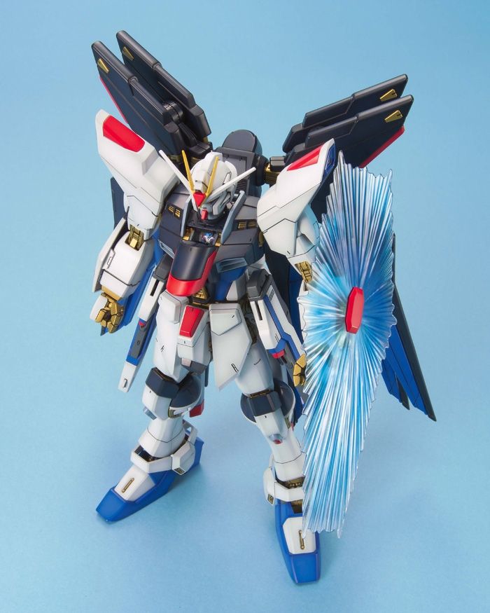 MG 1/100 ZGMF-X20A Strike Freedom Gundam