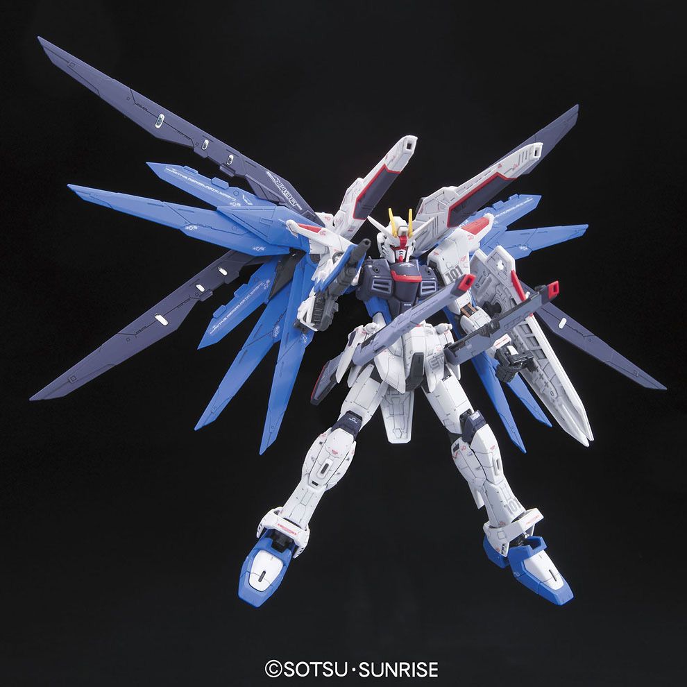 RG 1/144 ZGMF-X10A Freedom Gundam