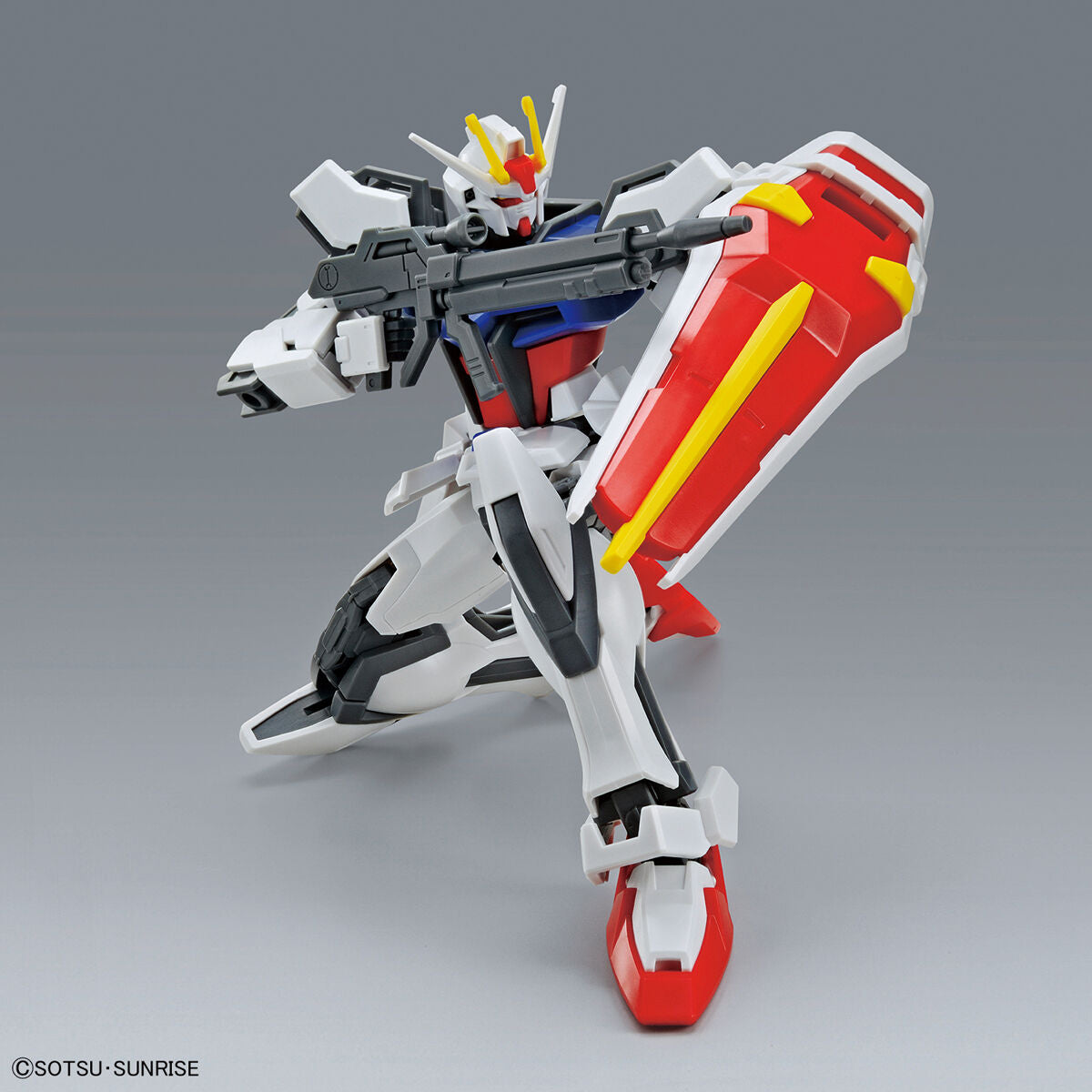 EG 1/144 GAT-X105 Strike Gundam