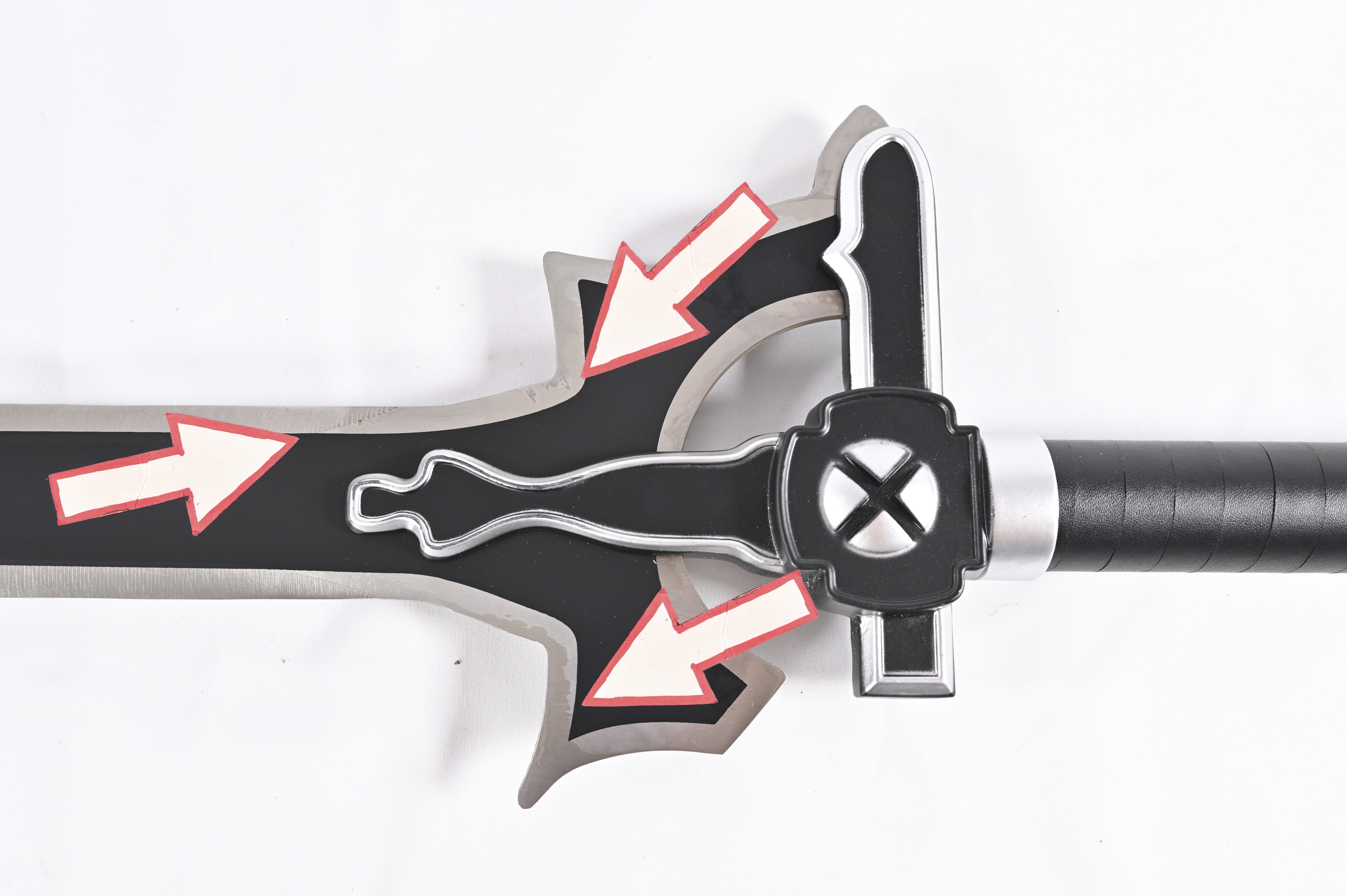 Elucidator - funda quebrada, hoja dañada