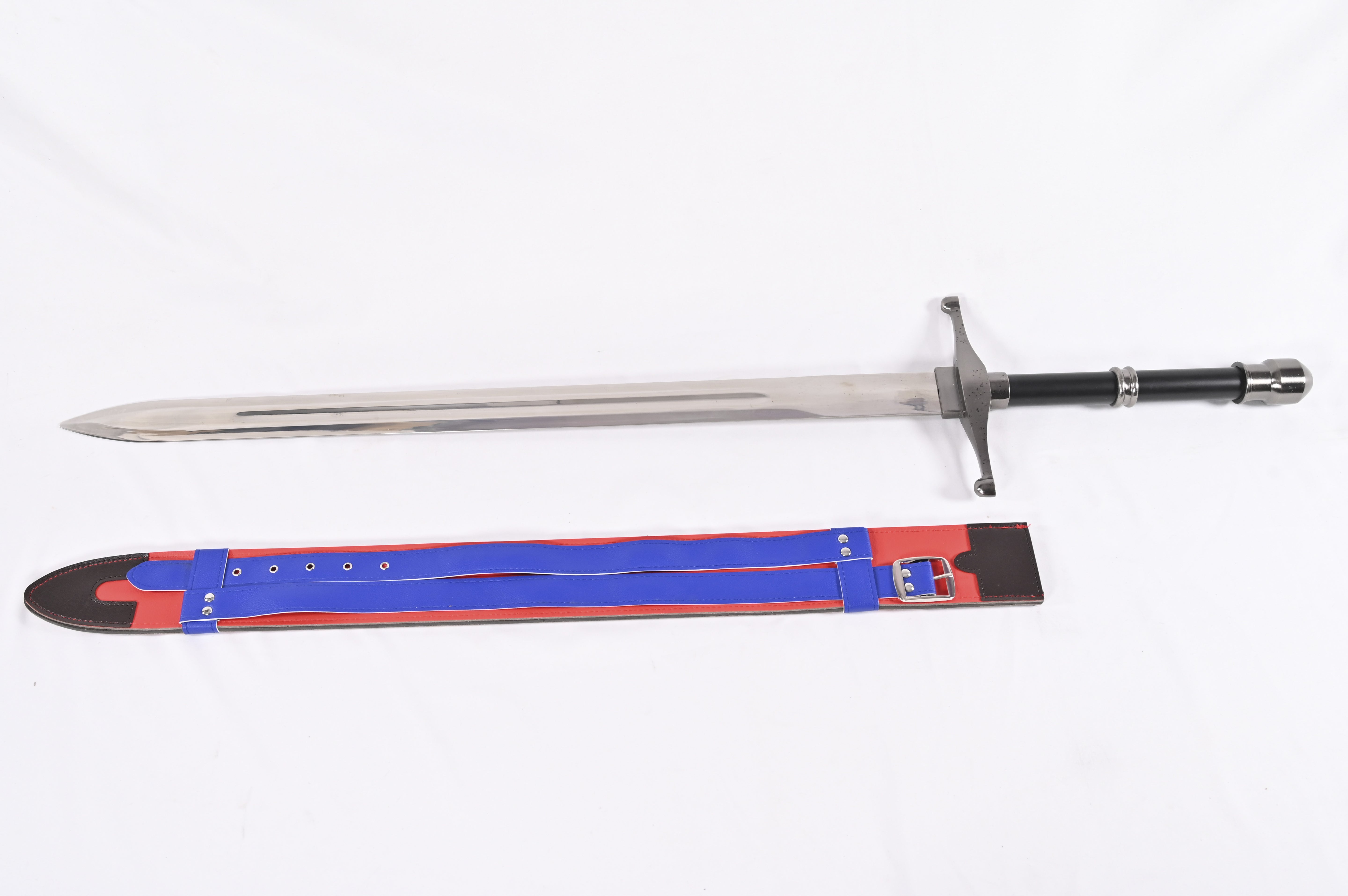 Brave Sword - hoja y pomo manchados