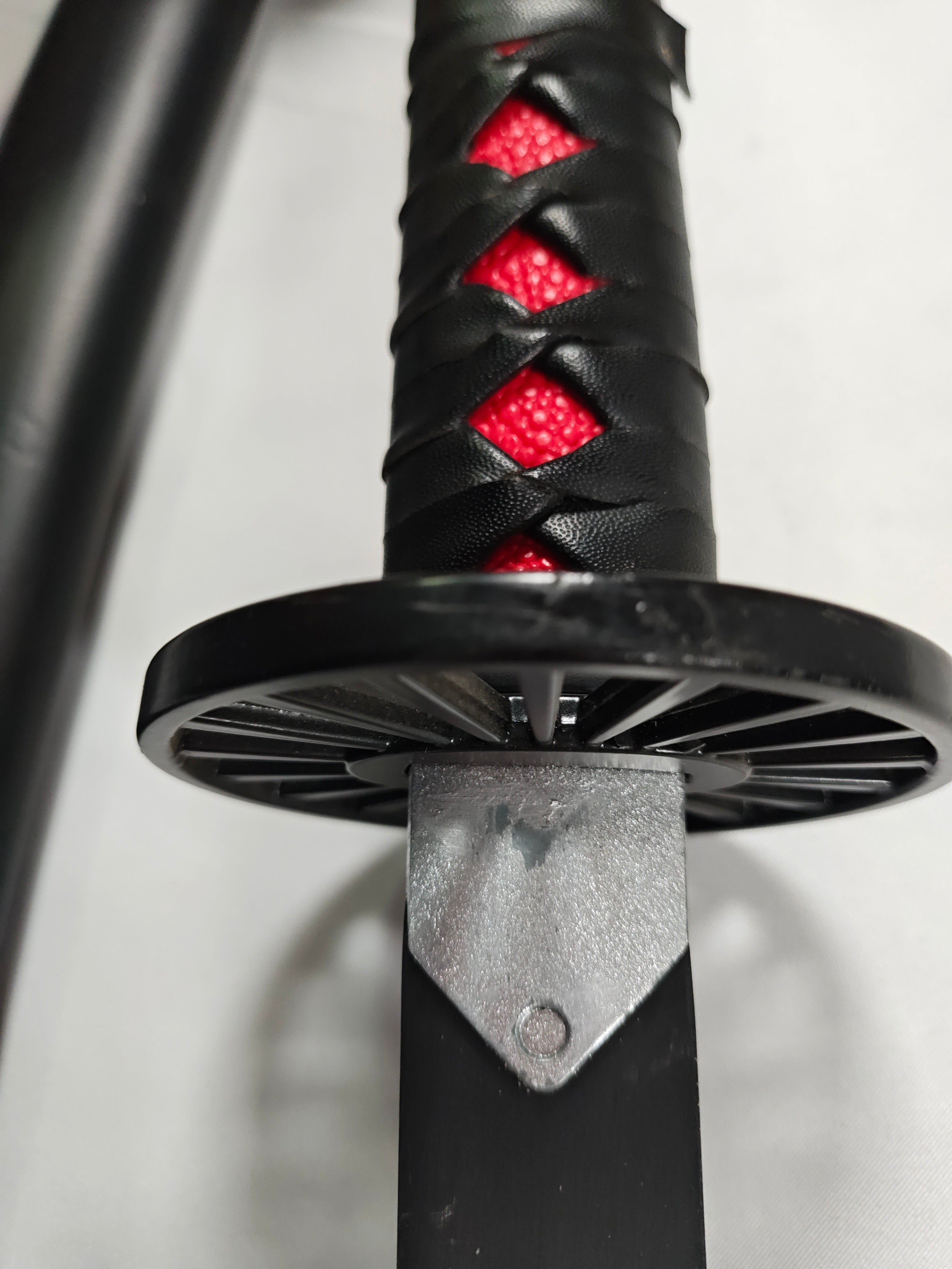 Sun Hanafuda - funda golpeada, habaki rayado, pomo chueco