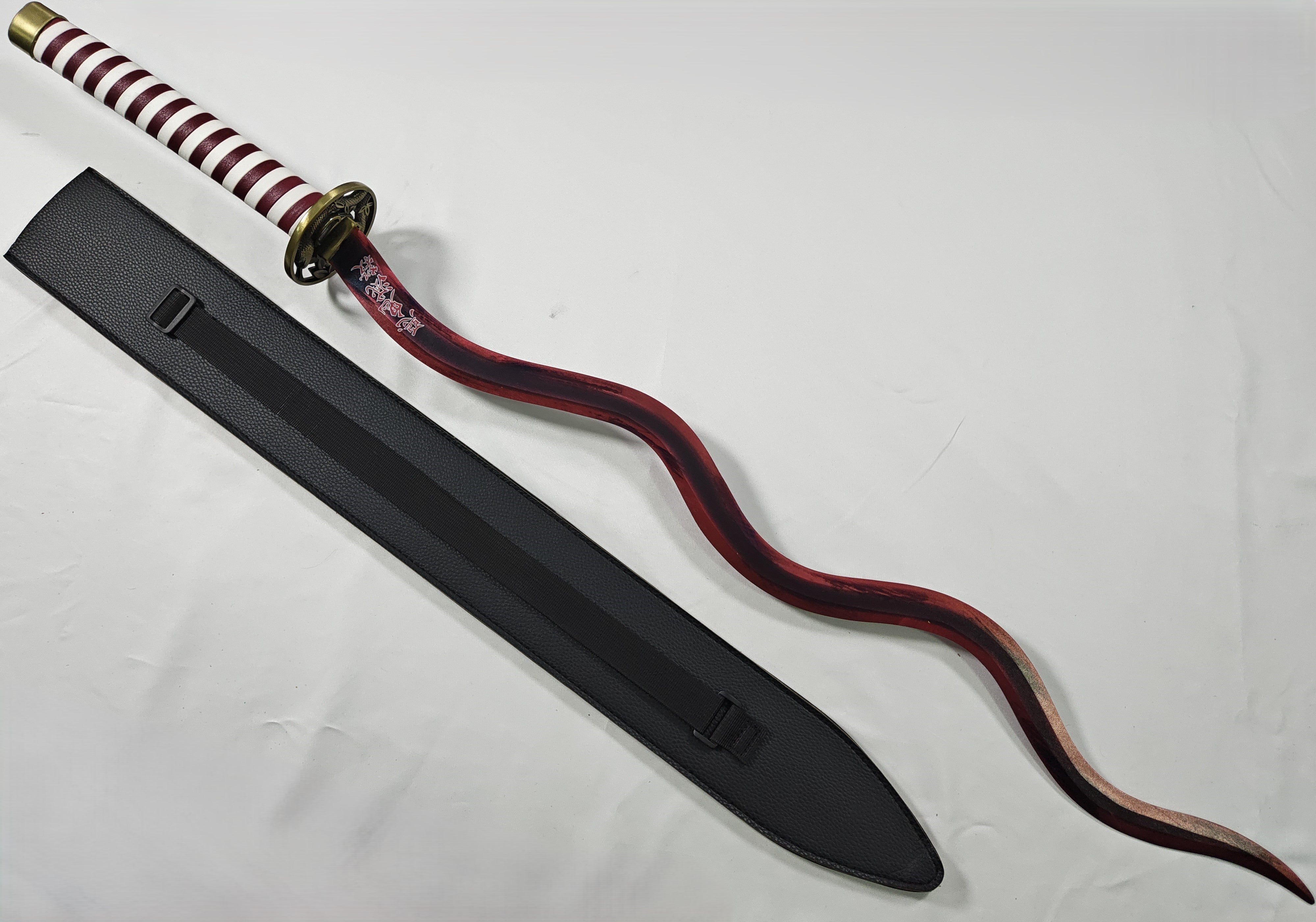 Serpent Hashira - hoja manchada, pomo raspado