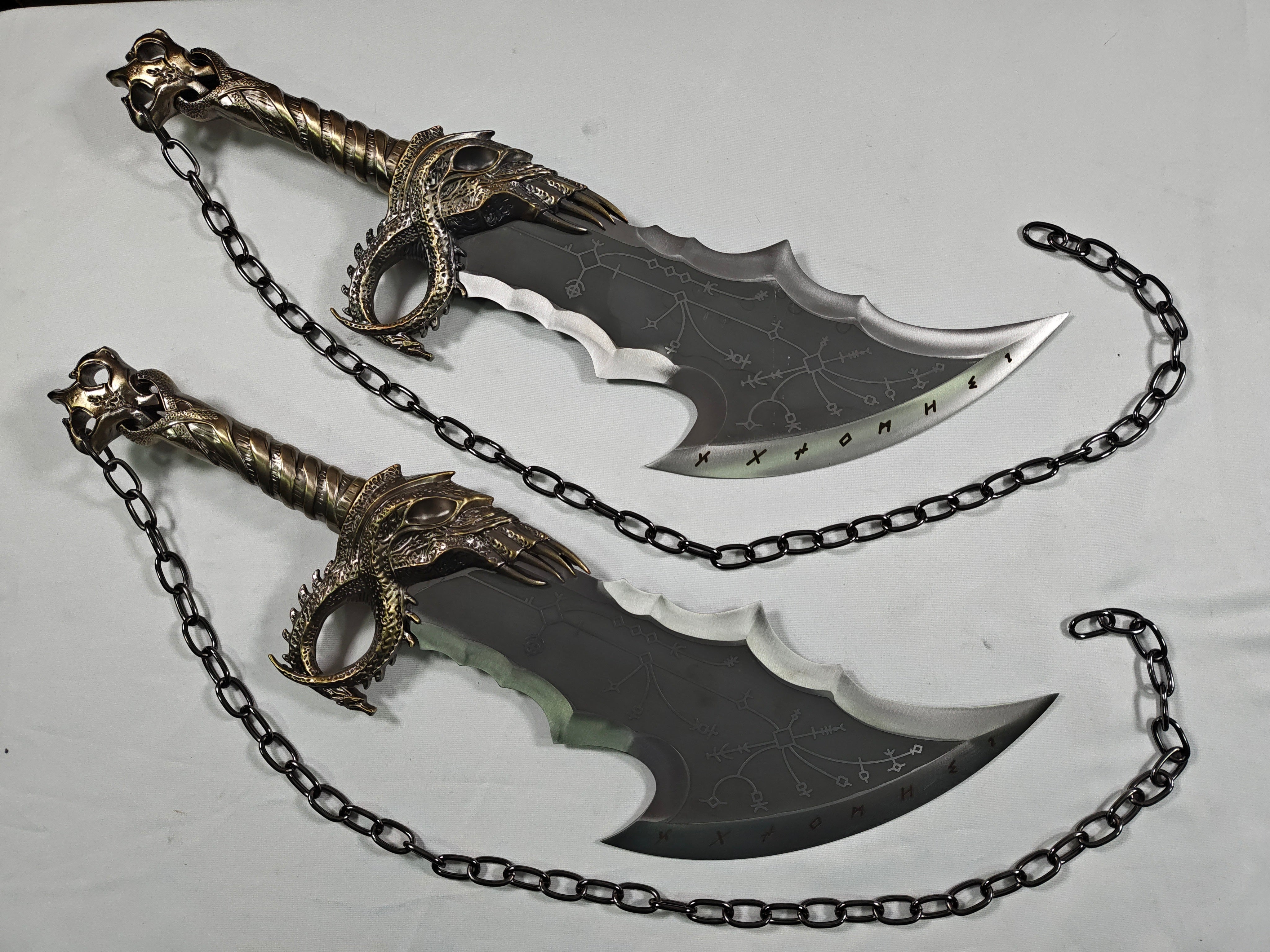 Espadas del Caos V2 - hojas manchadas y rayadas