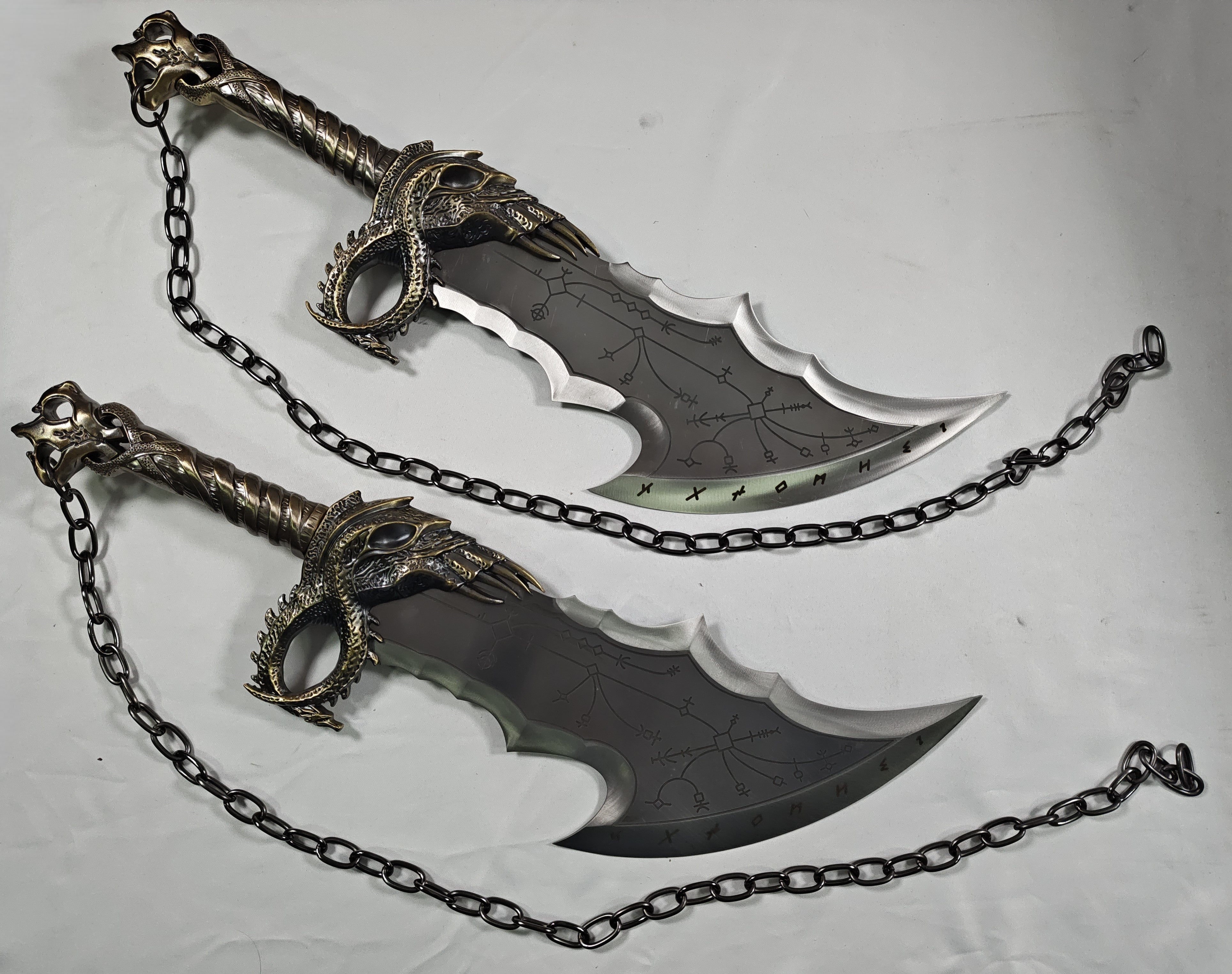 Espadas del Caos V2 - hojas manchadas y rayadas