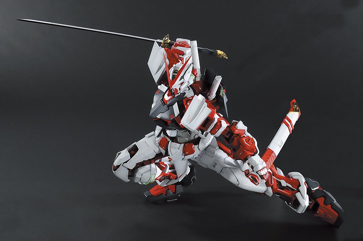 PG 1/60 MBF-P02 Astray Red Frame Gundam